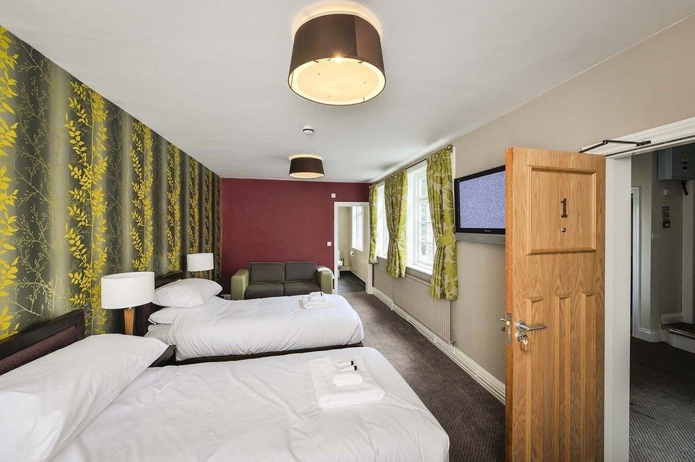 Bed and Breakfast The Gillygate Pub à York Extérieur photo